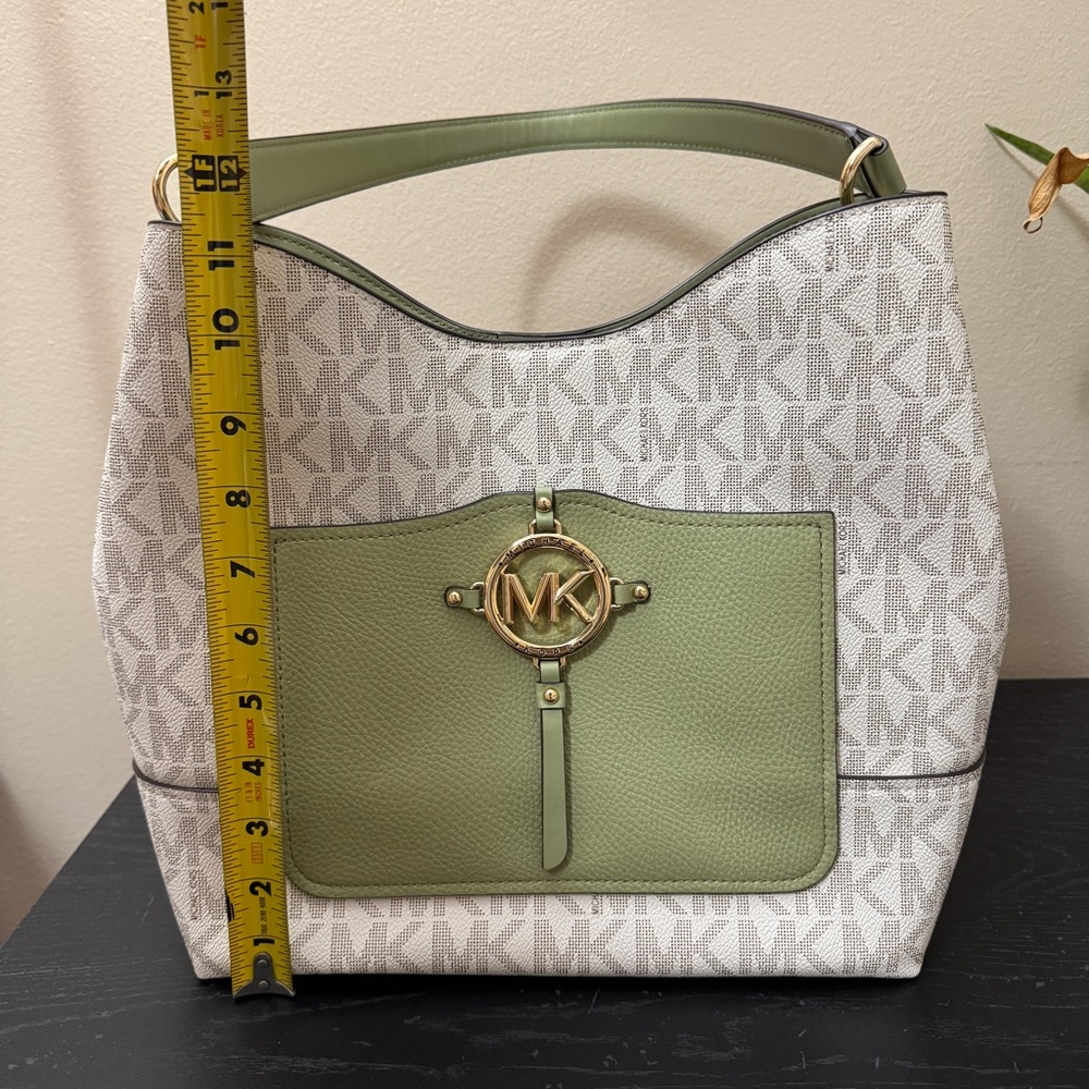 Michael Kors White and Green Women's Bag - Picture 8 of 9